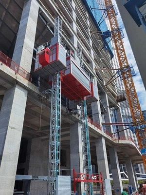 SCE400G Sollevamento di materiale per passeggeri, con sezione a doppio palo e porta rotante elettrica
