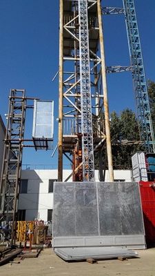 Prezzo buono Elevatore per costruzioni esterne a masto singolo in linea