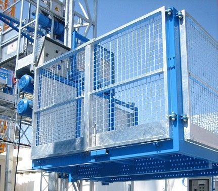 CE Double Cage 300m Material Hoist Construction per magazzino